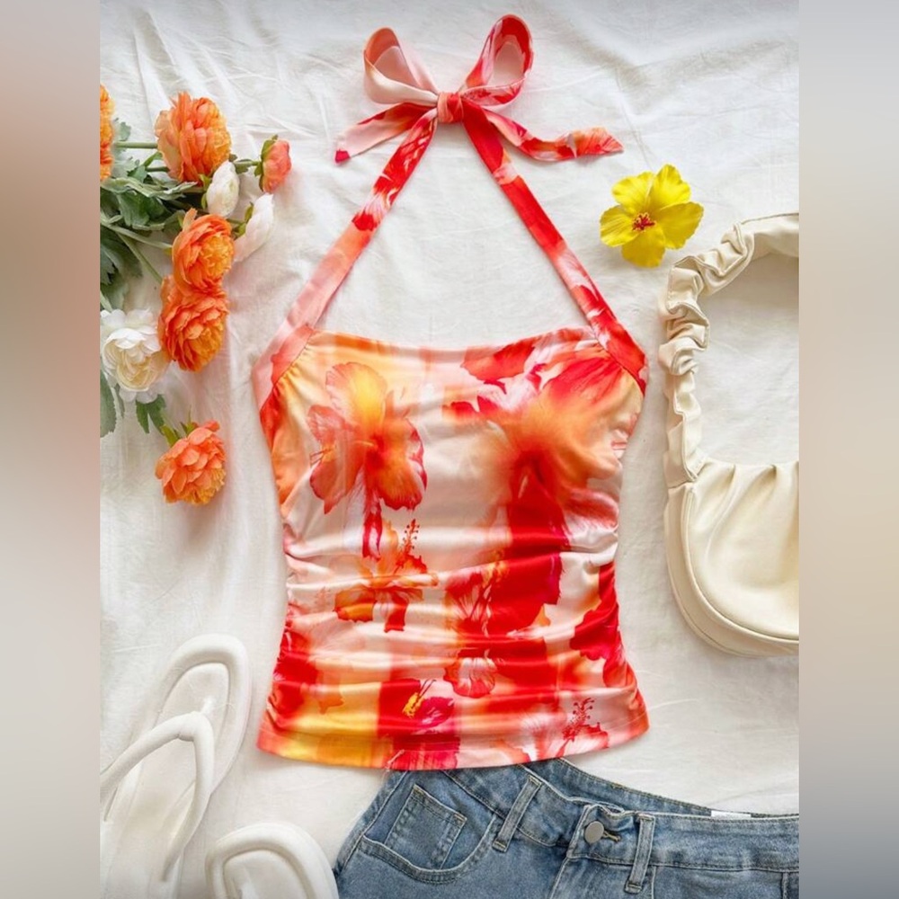 NWT Fall/Autumn Halter Top Orange/ White Super Cute 💫 🍁👌🏼 🌻